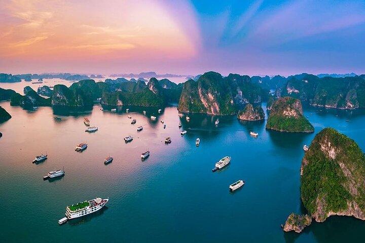 Vietnam 6 dagars privat tur från Hanoi Ha Long Bay till Sapa