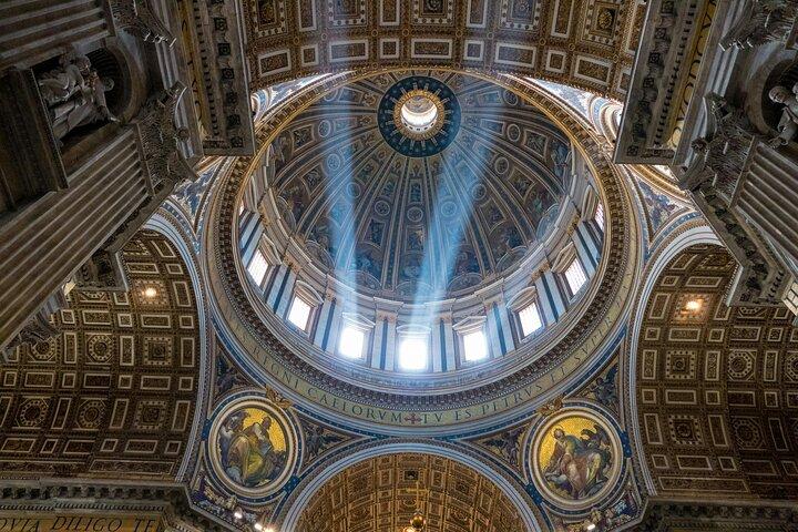 San Basílica de San Pedro con audioguía digital