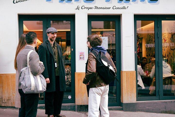 De tour van Montmartre met eten, wijn en tragedies