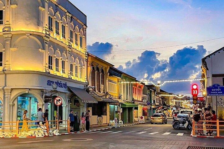 Gemeinsame Gruppentour durch Phuket