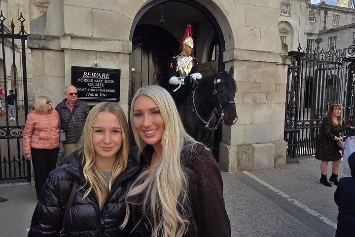 London Instagram Photo Private Black Cab Tour with Hotel Pick Up
