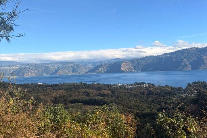 Private Transfer from Lake Atitlán to Guatemala Airport (GUA)