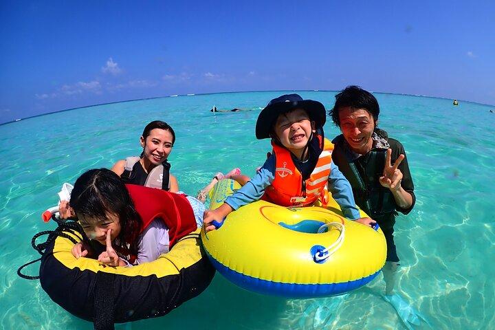 Miyakojima "Il tasso di incontri è del 100%" [Snorkeling con tartarughe marine e pesci pagliaccio] Nessun costo aggiuntivo | Garanzia di rimborso completo | Bambini di 1 anno benvenuti | Noleggi e foto gratuiti illimitati