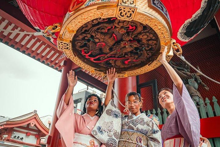 Old Tokyo Vibes : Asakusa Temples & Street Food Adventure