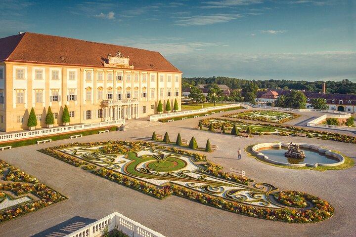 Viagem de meio dia a Schloss Hof Palace & Gardens