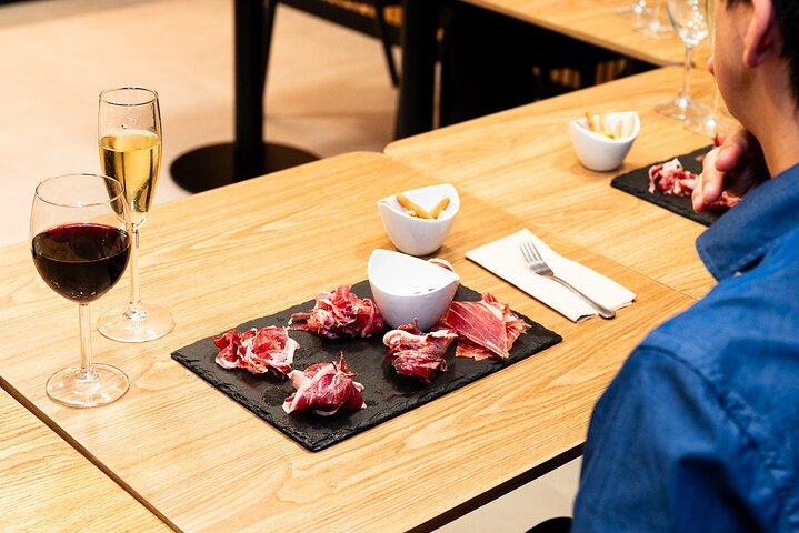 Jamón Experience Masterclass Plus: Smagning af skum, vin og ost