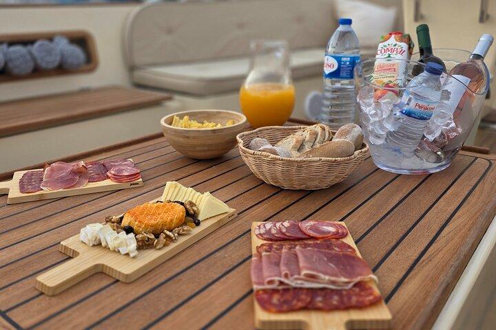 リスボン豪華サンセットボートツアー（オープンバー、アレンテージョ試食付き）