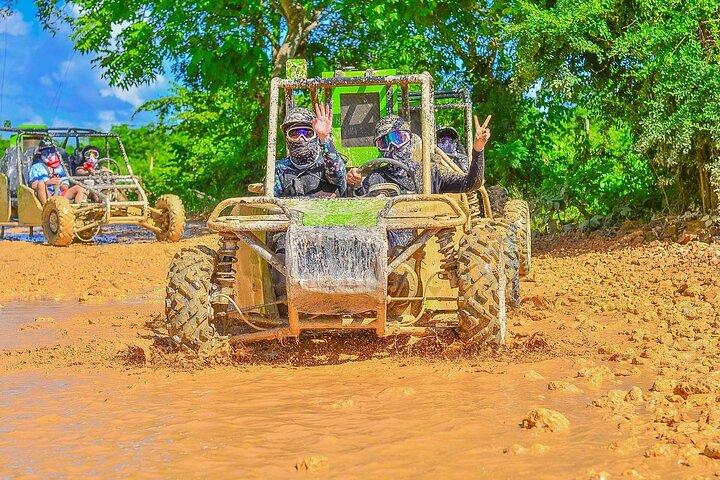 ATV e Buggy Excursão para a praia e caverna de água em Punta Cana
