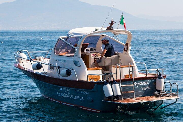Gita in barca privata da Sorrento a Ischia e Procida