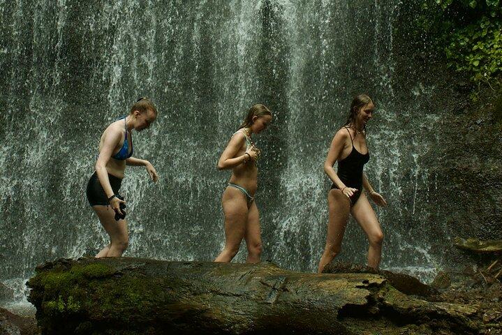 Tour de senderismo en cascada Juayua 7 + 4x4 | Ruta de Flores