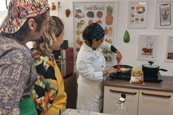 Hands-on Cooking Class em Rio: Iconic Street Foods & Caipirinhas