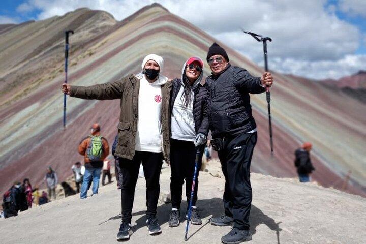 Rejser til Rainbow Mountain