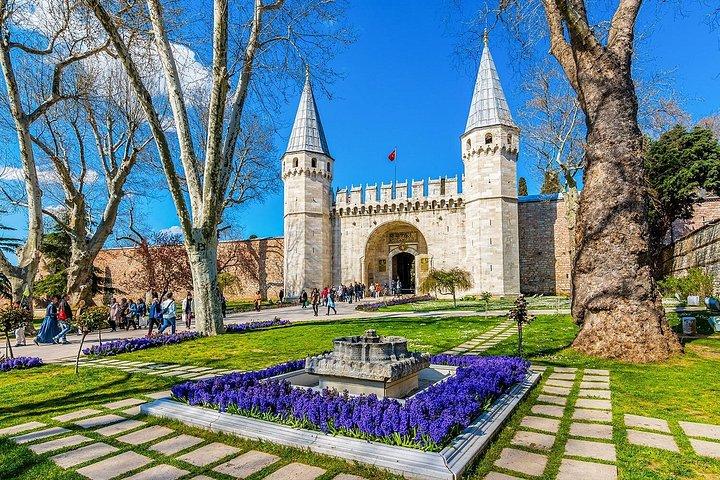 Istanbul Old City Guided Tour with All Entry Fees and Lunch