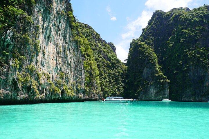 Phi Phi & Maya Bay Viaje PREMIUM en lancha rápida : comida completa & recogida