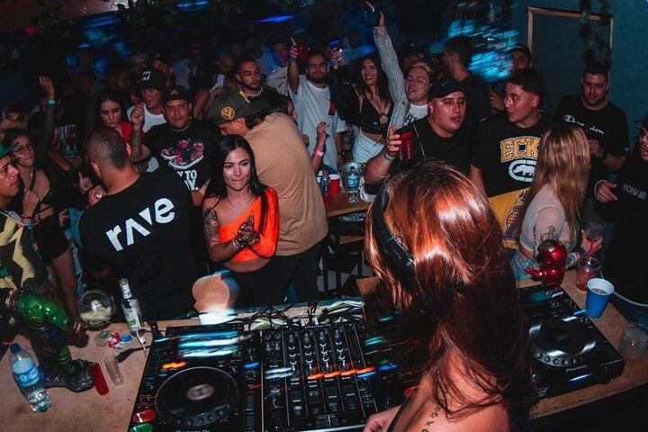 One Night in Rooftops and Nightclubs of Cartagena de Indias