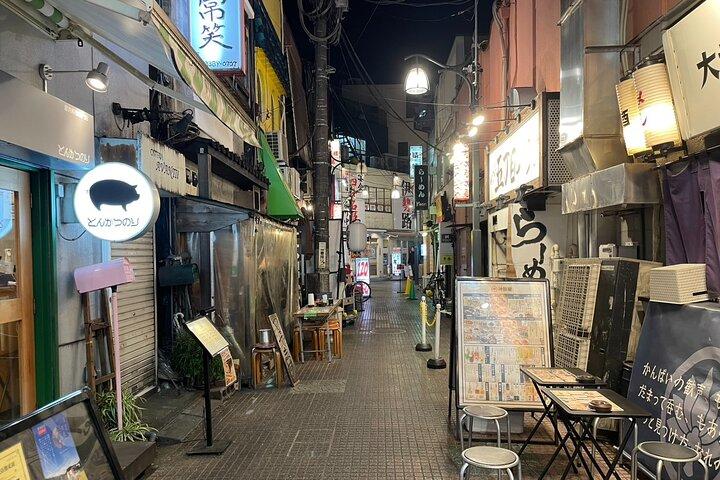 Nakano Night Tour Showa Japan Esperienza enogastronomica