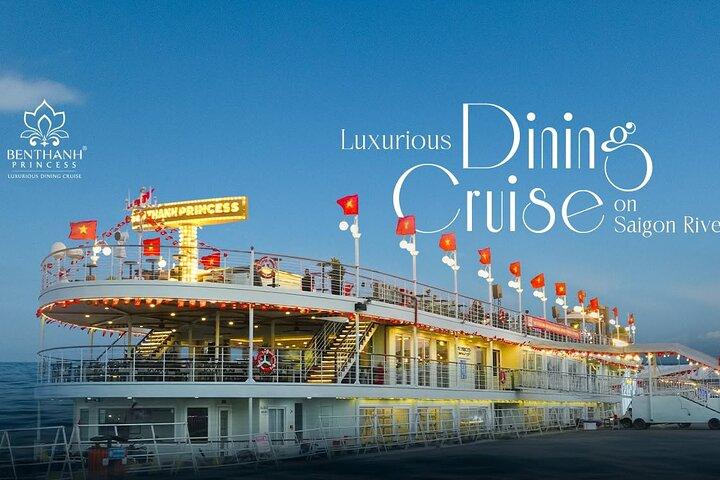 サイゴン川豪華ディナークルーズ（自家用車）-世界旅行