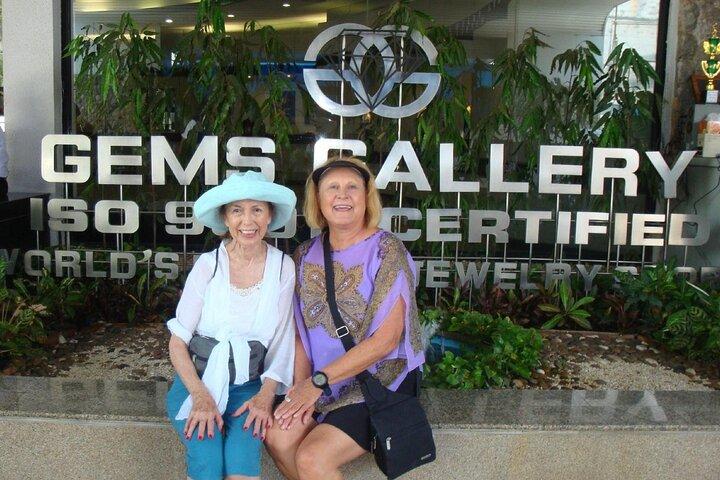 Galería de Gemas Bangkok con traslados de ida y vuelta al hotel