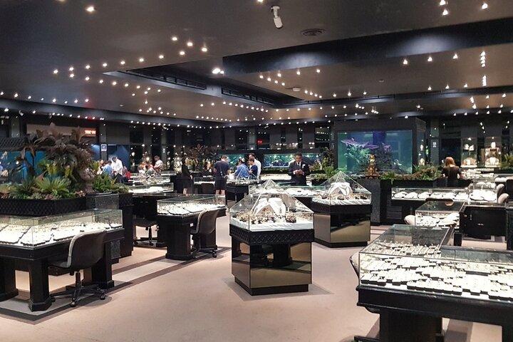 Gems Gallery Bangkok com transporte de ida e volta do hotel