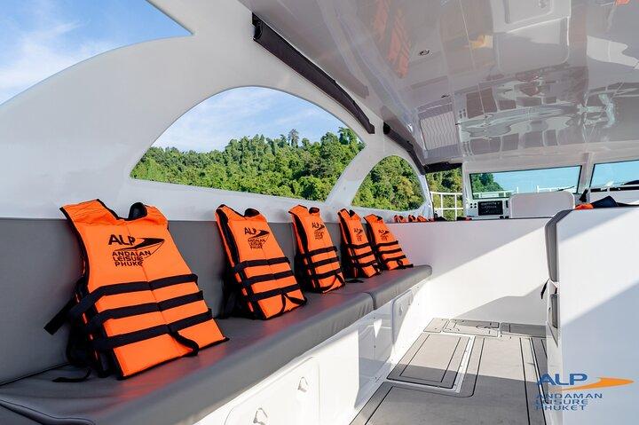 PHI PHI & MAYA & BAMBOO Premium Catamarán Max 28 pax