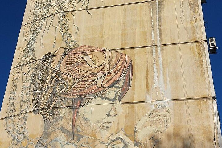 Thessaloniki Street Art Walk and Taste Tour