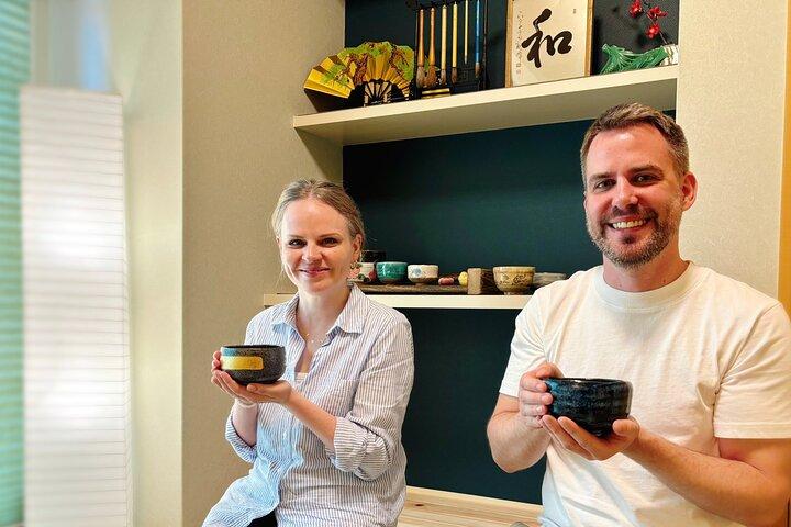 Experiencia privada de ceremonia del té en Osaka
