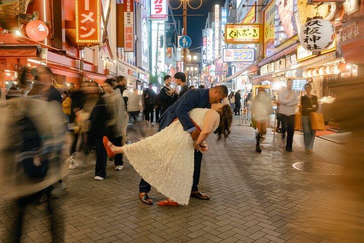 Osaka Dotonbori Night Photoshoot Walk - privat session