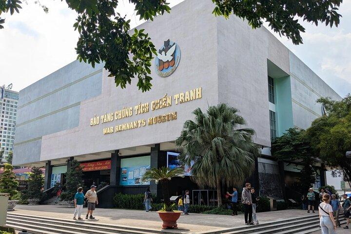 Cu Chi tunnels og Saigon dagstur