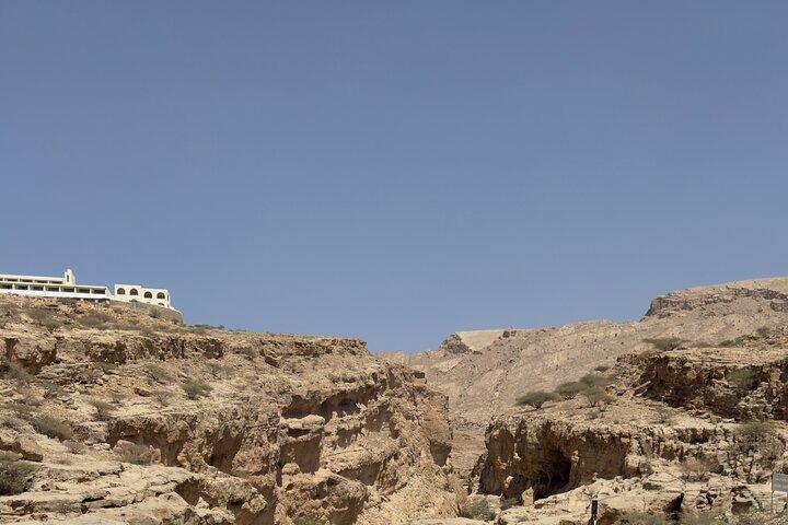 Private Wahiba Sands and Wadi Bani Khalid Day Tour from Muscat