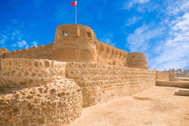 Bahrain UNESCO Pearling Path Tour with Oysters Opening Experience
