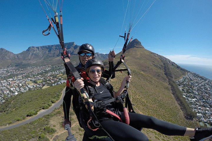 Tandem Paragliding Adventure em Cidade do Cabo com Skywings