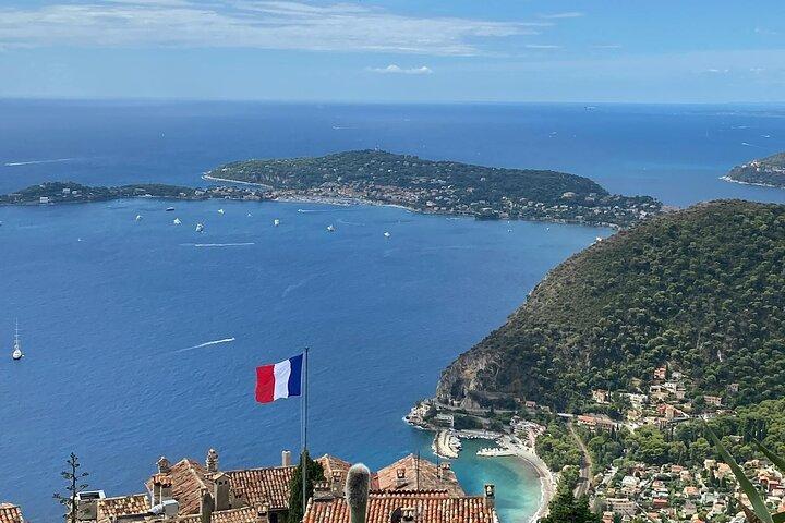 Cannes: Nice, Eze, Monaco, Monte Carlo Private/Semi-Private Tour