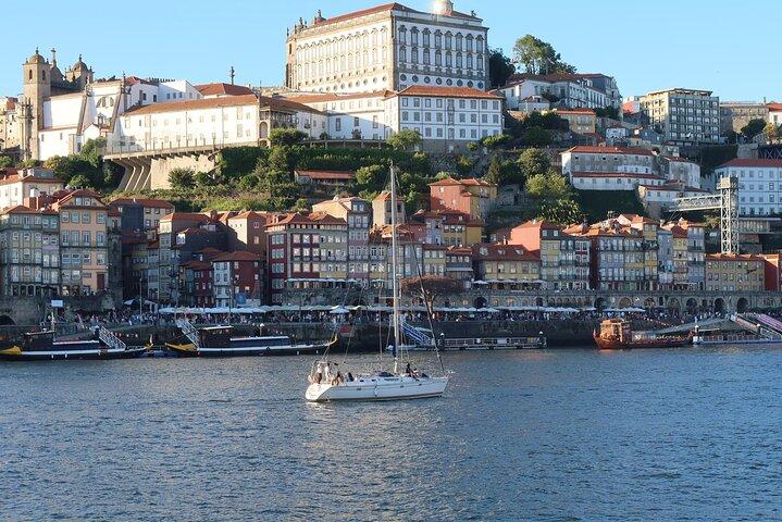 Zonsondergang Zeilboottochten met zonsondergang in Porto