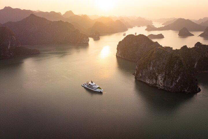 Hera Elite Luxury Day Cruise Ha Long