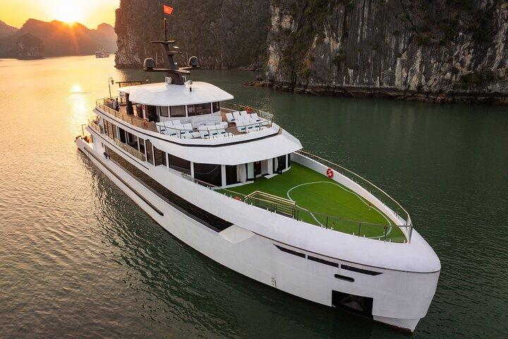 Hera Elite Luxury Day Cruise Ha Long