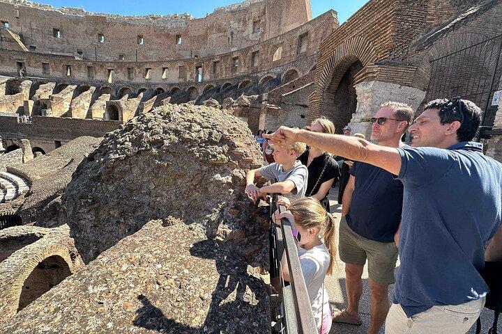 Private Walking Tour to Colosseum, Roman Forums and Pantheon