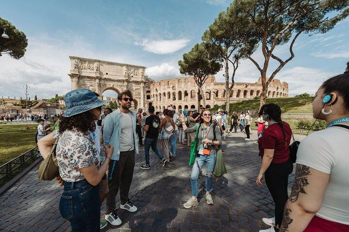 Colosseum Express Guided Tour with Roman Forum Access