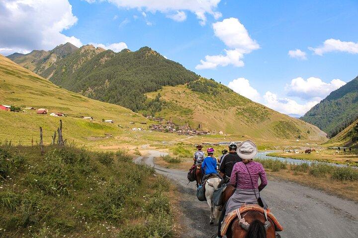 5 - Dag Tusheti ridetur