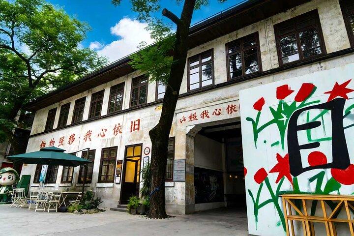 Authentic Chongqing Walking Tour: Explore History & Local Vibe