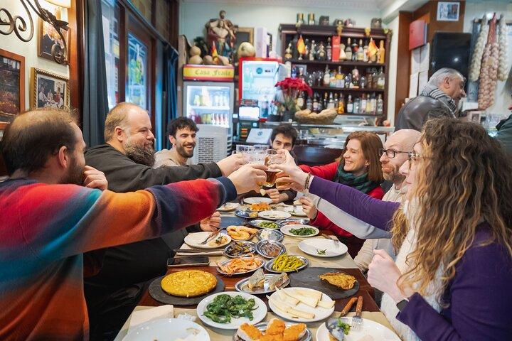 2 - マドリード・タパス・ツアー（Hour Madrid Tapas Tour ） ： 食べて、飲んで、本物のスペインを発見