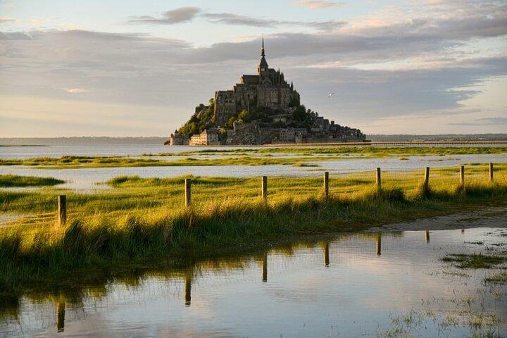 Gita di un giorno a Mont Saint-Michel da Parigi con tour guidato