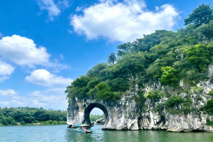 Visite privée de 3 jours à Guilin: points forts de la ville, rizière de Longji, croisière à Yangshuo
