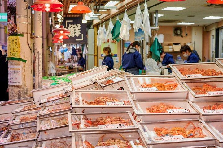 金沢の歴史ある城下町を巡る終日ツアー