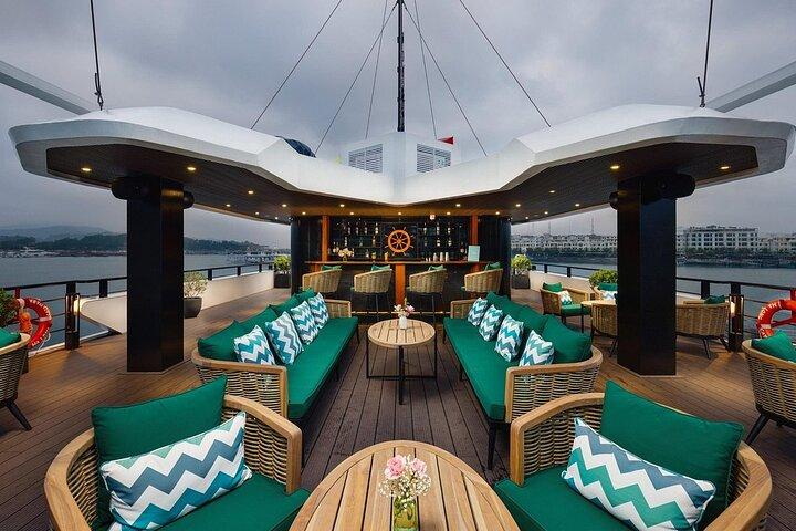 Voorbij het gewone - Halong Bay Luxury Cruise Experience