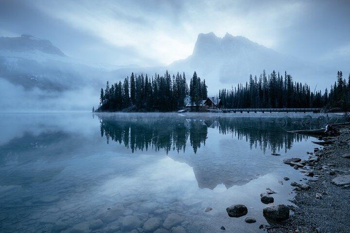 Watervallen, meren & verborgen juweeltjes – Yoho Adventure vanuit Calgary