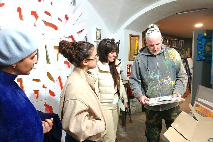 Barcelona Art & Wine: Galleries, Studios & Street Art