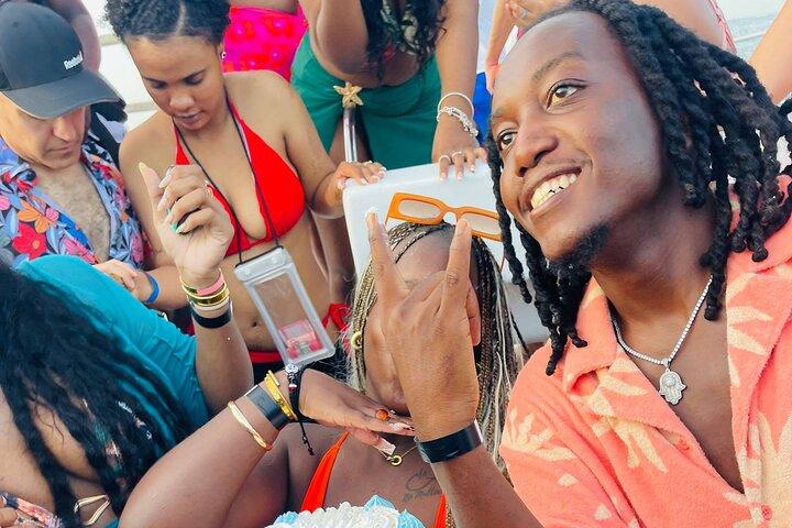 Punta Cana Hip Hop Party Boat *Endast vuxna Weekend Edition