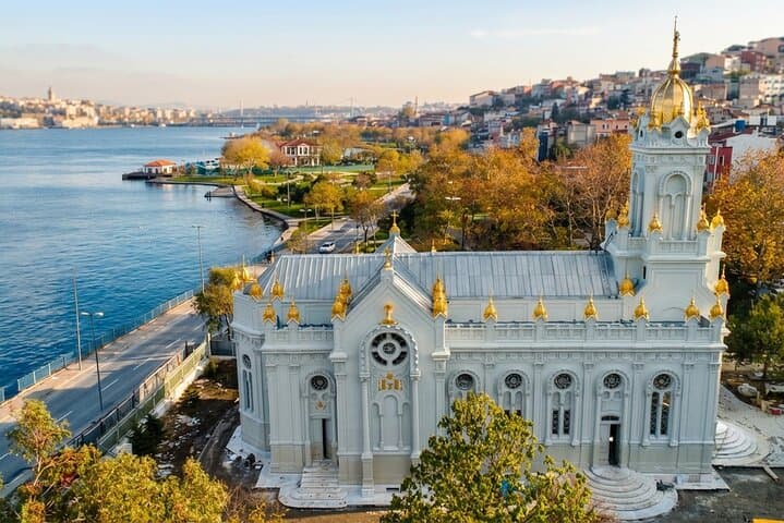 Walking Tour in Istanbul with Audio and Written Guide Balat&Asia
