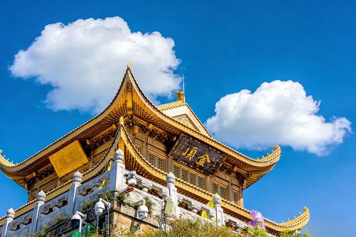 Chengdu Private Round Trip Transfer to Emei Mountain