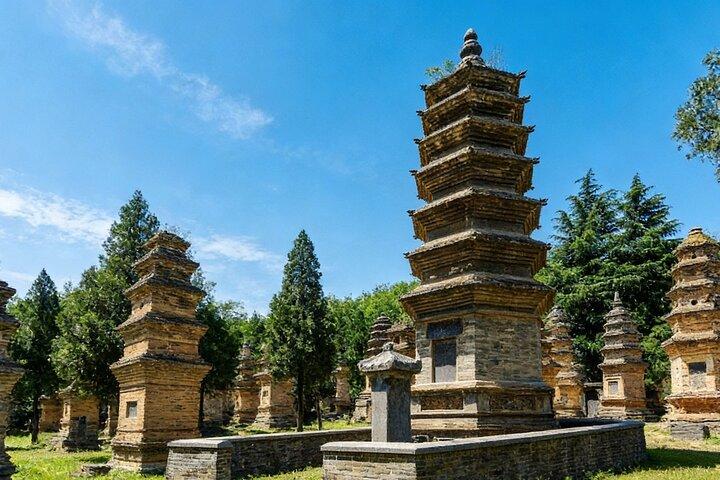 Visita privata di Zhengzhou al Tempio Shaolin, tra cui lezioni e attività di Kungfu